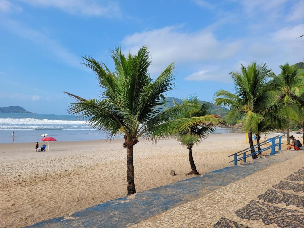Praia do Tombo no Guarujá