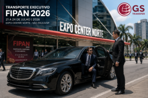 Transporte Executivo FIPAN 2026 no Expo Center Norte em São Paulo
